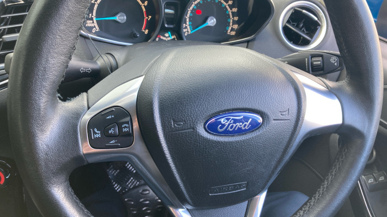 Ford Fiesta 1.25 82 Zetec 5dr Petrol Hatchback